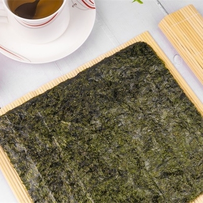 Noriの寿司のLaver Haccpは藻のおいしい食糧280gを焼いた