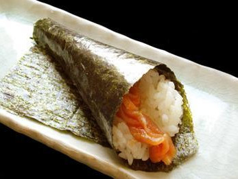 寿司によって味をつけられたカンピョーはポリ袋1000gのBurdockをピクルスにした