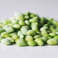6cm凍結する出玉めの豆むきめめ IQFはポッドの出玉めを殻から取り出した
